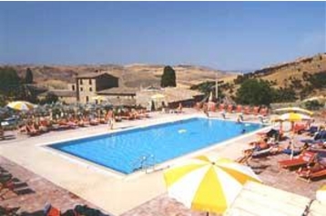 Italia Penzión Petralia Sottana, Esterno